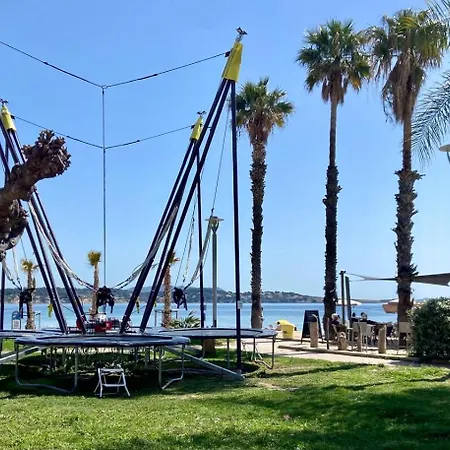 Plage, Resto Et Port A 1min Apartmán *