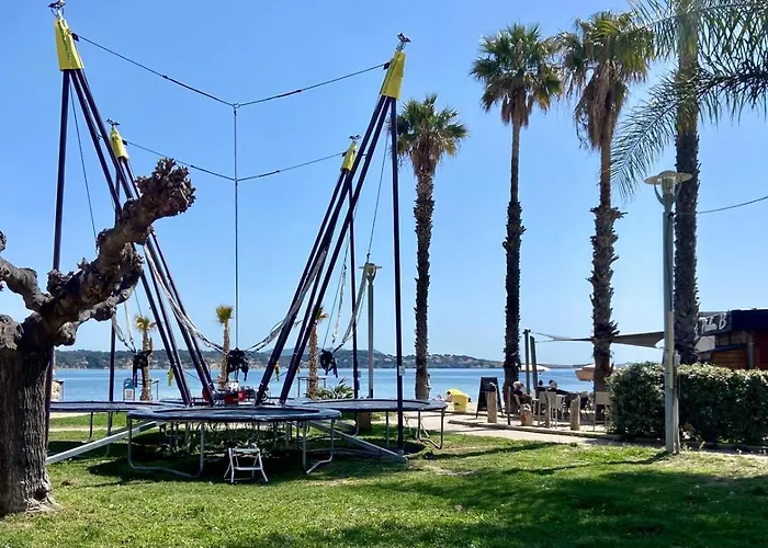 Plage, Resto Et Port A 1min Apartmán *